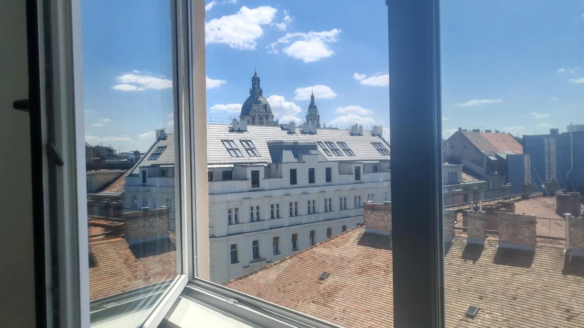 Appartamento Imperial Suite With Basilika And Castle View Need Reservation For Free Parking Budapest